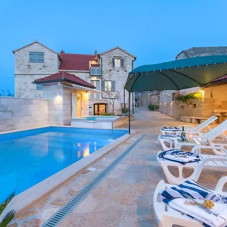 Skrika Villa Škrip